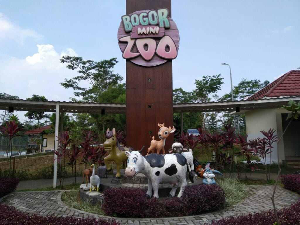 Bogor Mini Zoo (travelspromo)